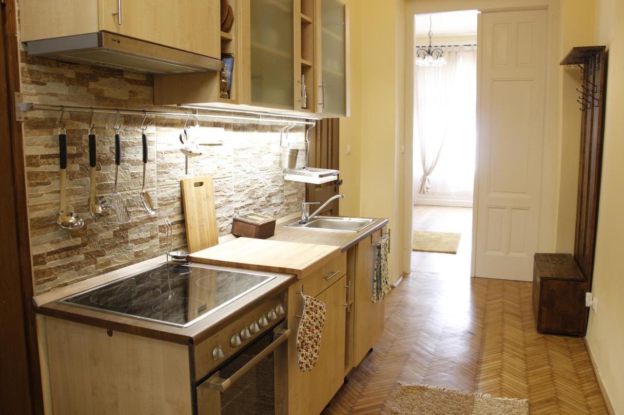 Mester4 Apartman Near To The Danube บูดาเปสต์ ภายนอก รูปภาพ