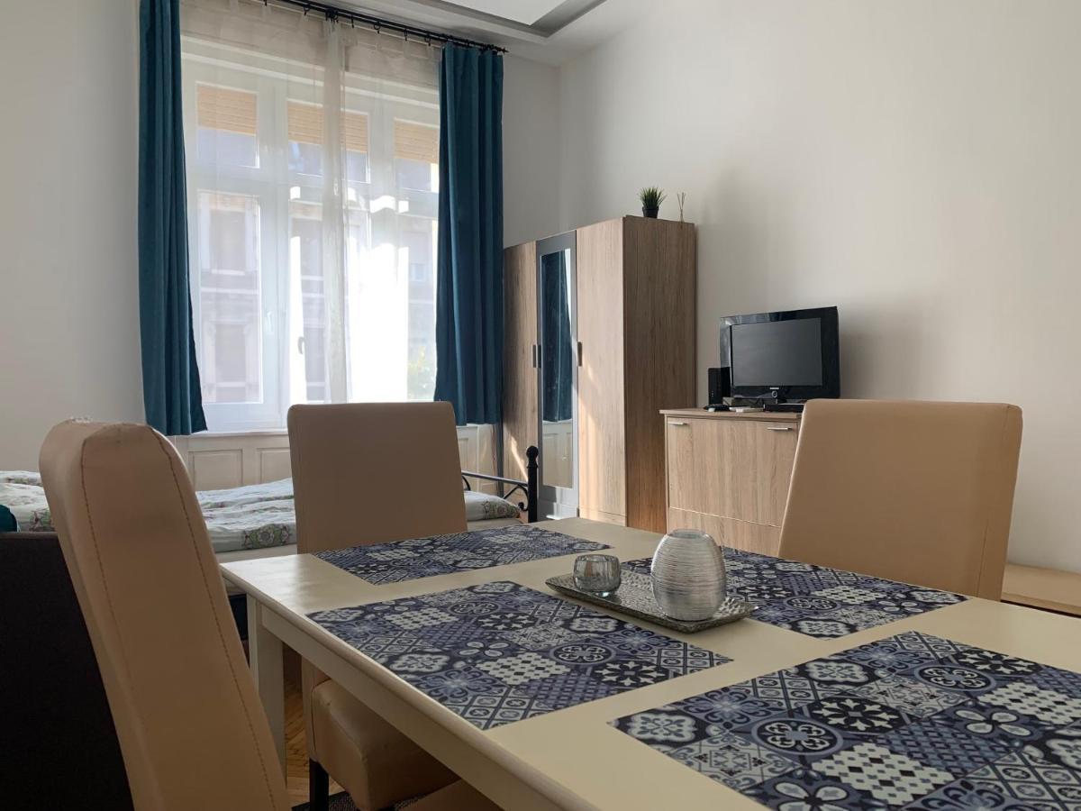 Mester4 Apartman Near To The Danube บูดาเปสต์ ภายนอก รูปภาพ